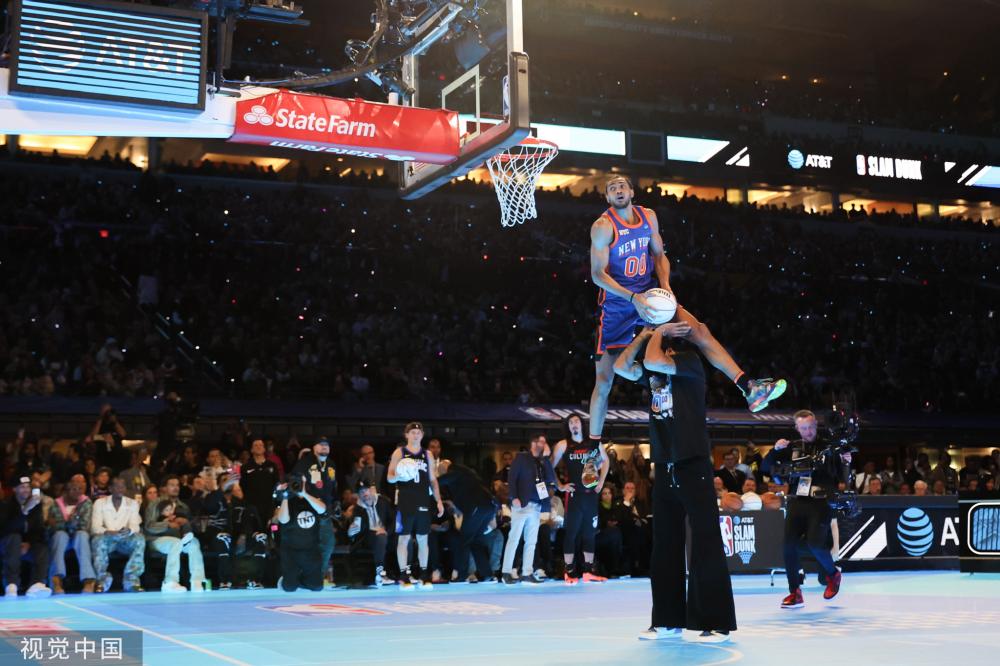 阿莫林凭借 阿莫林凭借